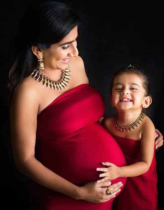 Nikita Vanjara Photoshoot During Pregnancy