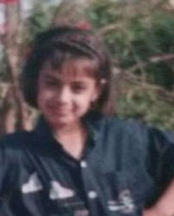 neha mahajan childhood photo