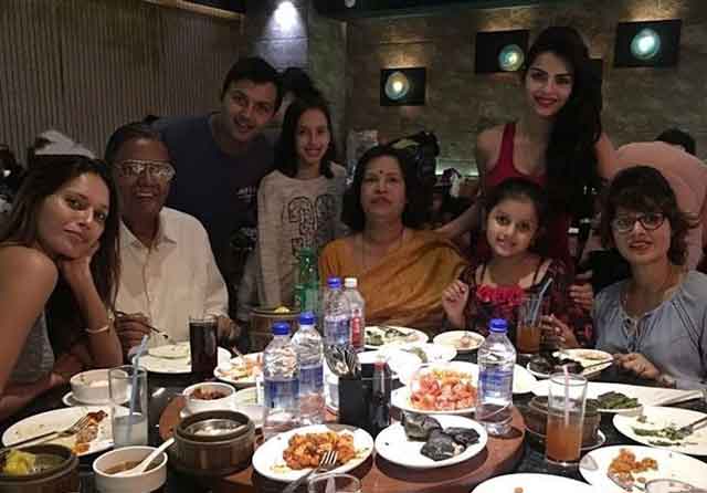 sonali raut with family